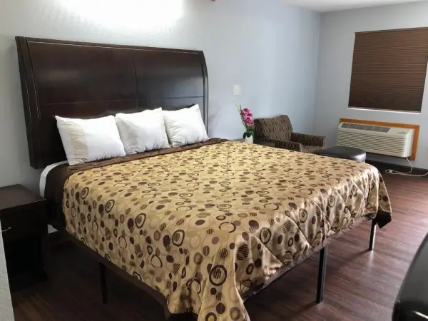 Budget Inn - Laurens 6
