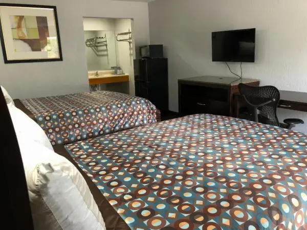 Budget Inn - Laurens 8